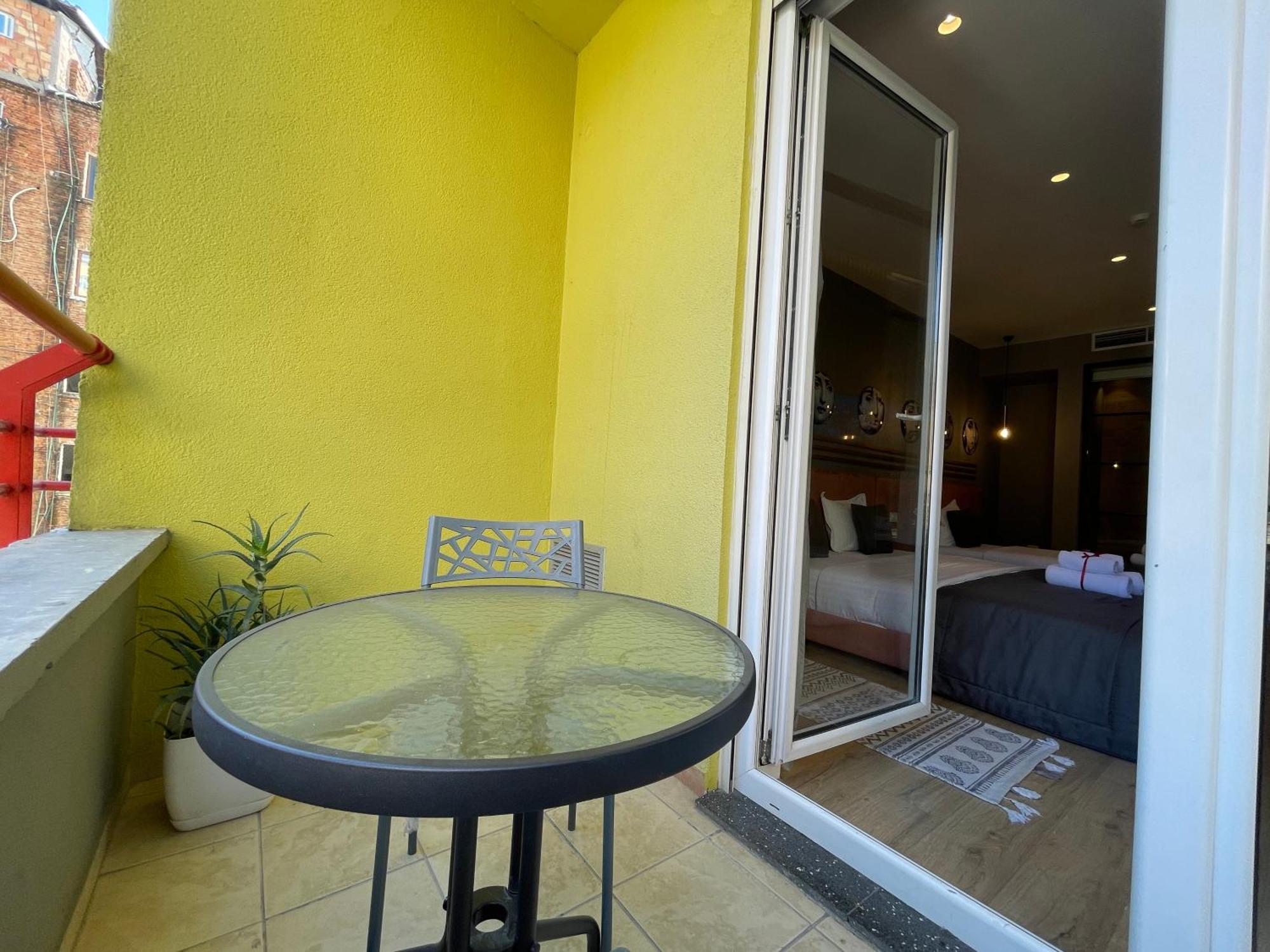 Retreat Apartments 티라나 외부 사진